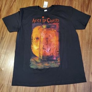 Men's Alice in Chains band tshirt